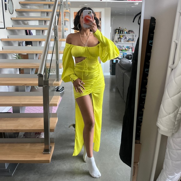 For Love and Lemons Maxi Dress 🍋 - Picture 3 of 6